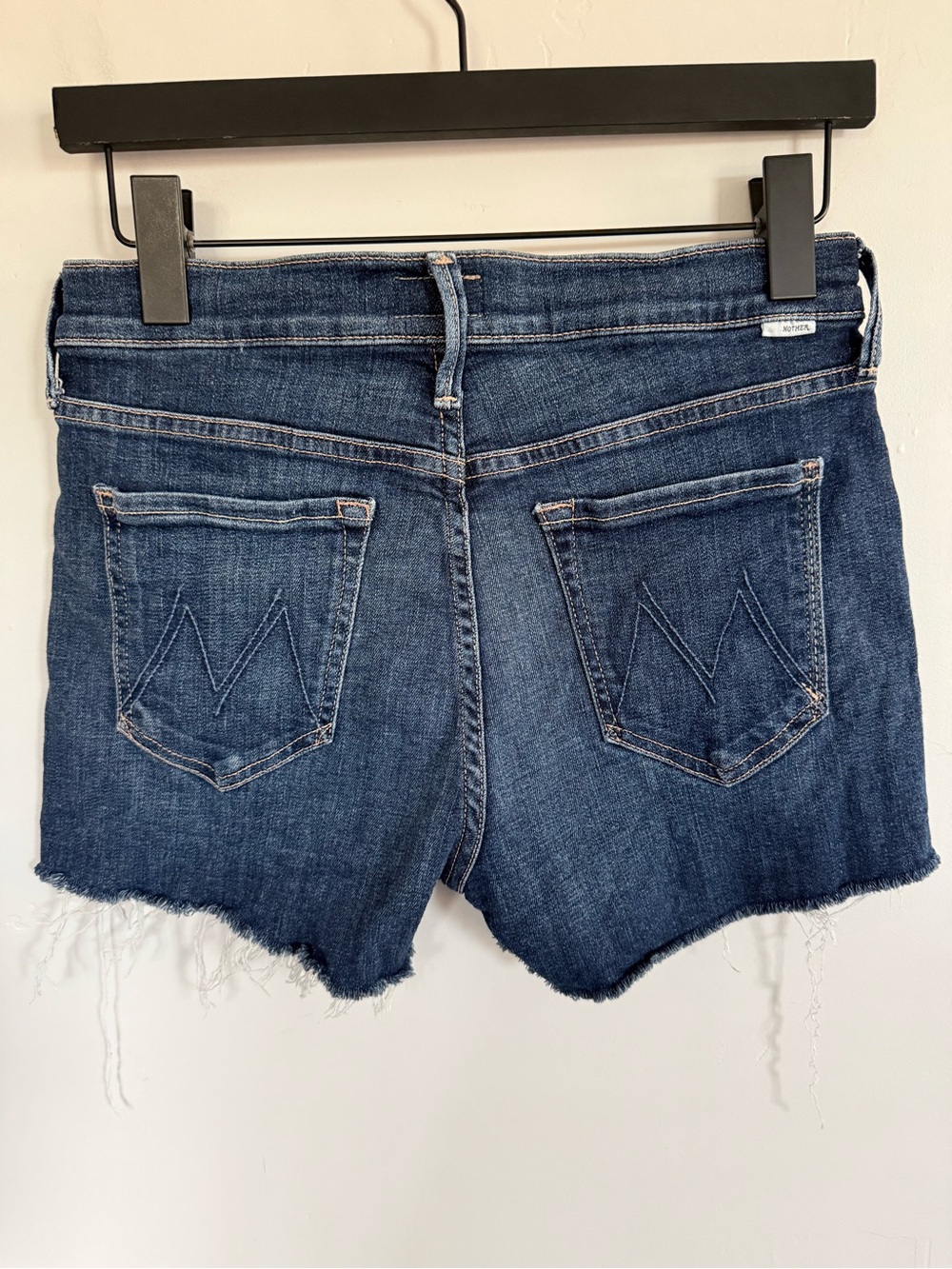 MOTHER Denim The Charmer Fray Short Size 27 - Picture 3 of 9